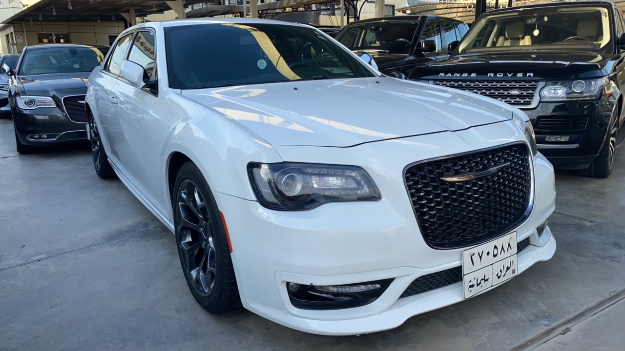 کرایسلەر 300